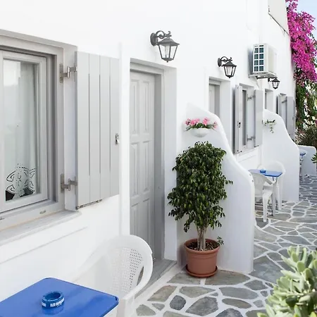 Klery - 3 Νάουσα